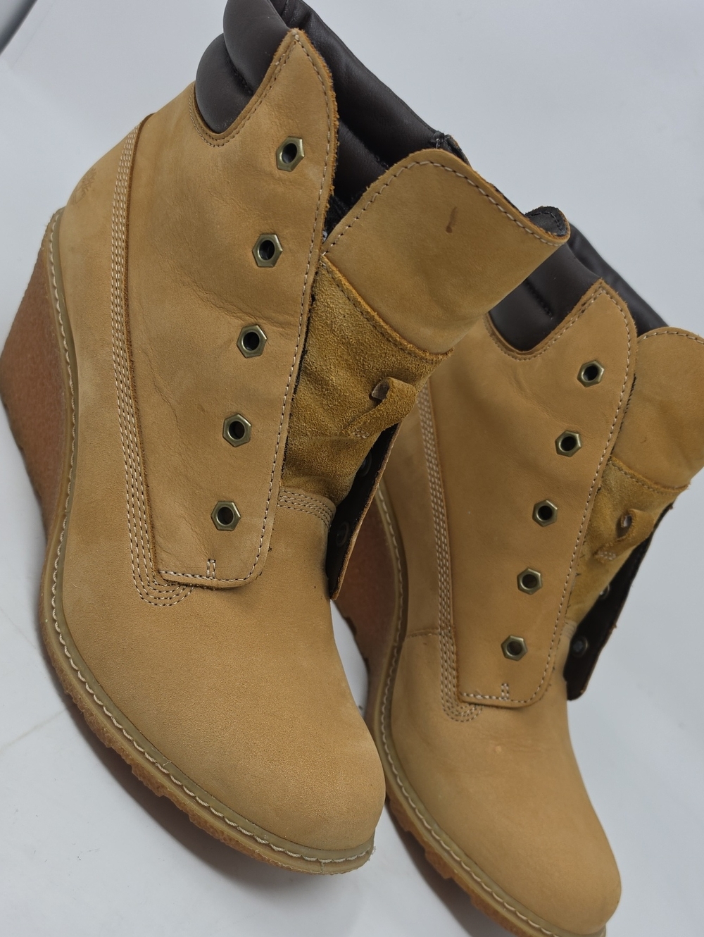 Women’s Tan Wedge Timberlands Ankle Boots - Comfortable Everyday Style